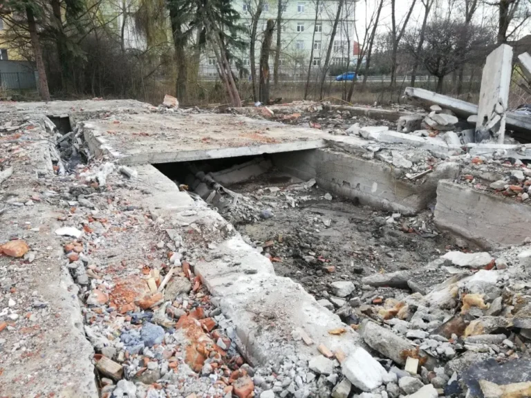 Zprávy Rezidence Školka Břeclav | Demolice budov v areálu bývalé Mateřské školky